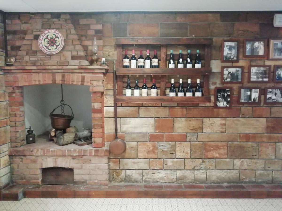 Albergo Ristorante Leon D'Oro Есте Екстер'єр фото