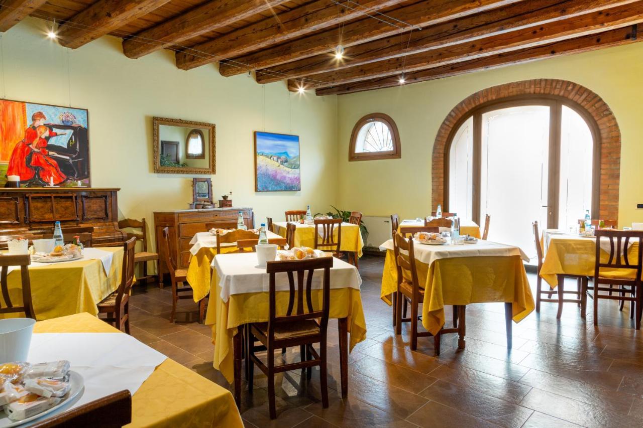 Albergo Ristorante Leon D'Oro Есте Екстер'єр фото