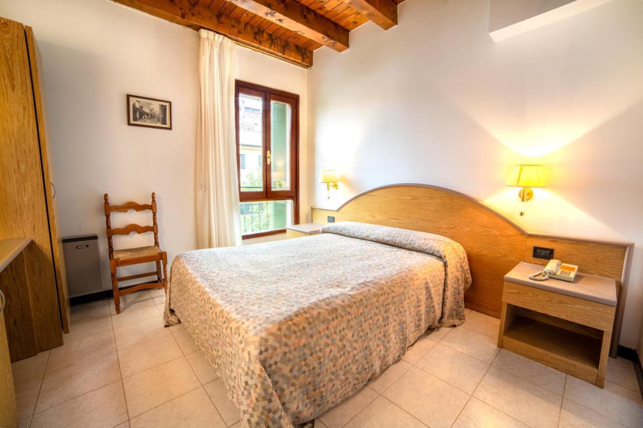 Albergo Ristorante Leon D'Oro Есте Екстер'єр фото