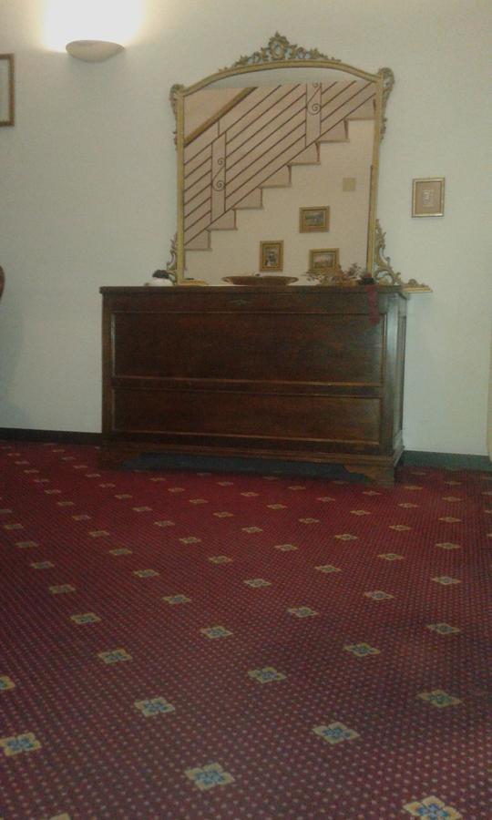 Albergo Ristorante Leon D'Oro Есте Екстер'єр фото